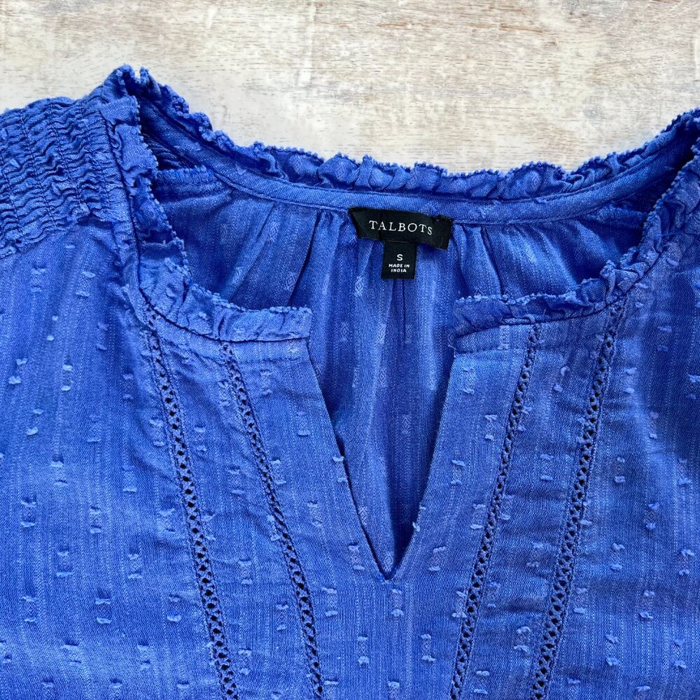 PRICE IS FIRM!  Beautiful Talbots Blue V-Neck Top/Blouse - Picture 2 of 11